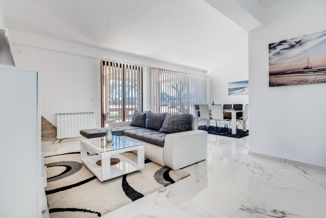 Petrovac Stars Residence מראה חיצוני תמונה